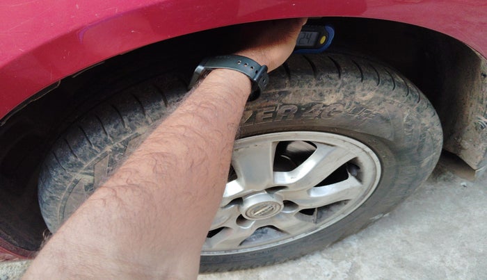 2012 Nissan Sunny XL DIESEL, Diesel, Manual, 1,38,954 km, tyre