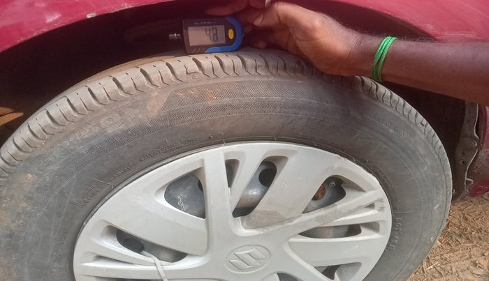 2014 Maruti Ritz VXI, Petrol, Manual, 1,06,915 km, tyre