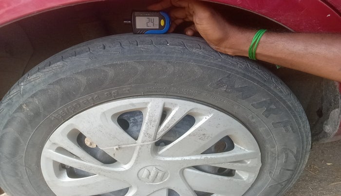 2014 Maruti Ritz VXI, Petrol, Manual, 1,06,915 km, tyre