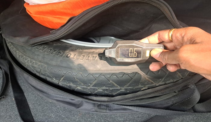 2016 BMW 5 Series 520D M SPORT, Diesel, Automatic, 67,445 km, tyre