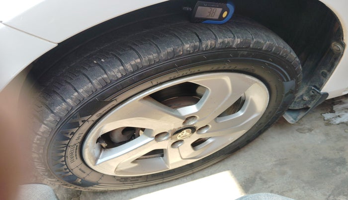 2018 Toyota YARIS J CVT, Petrol, Automatic, 1,09,925 km, tyre