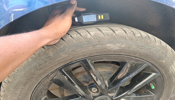 2019 Skoda Rapid AMBITION 1.5 TDI AT, Diesel, Automatic, 1,05,474 km, tyre