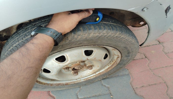 2010 Maruti Wagon R Duo DUO LXI LPG, Petrol, Manual, 13,115 km, tyre