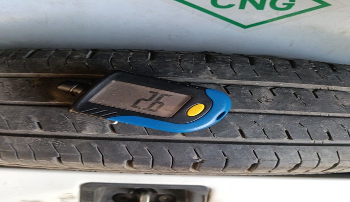 2021 Maruti New Wagon-R LXI CNG 1.0, Petrol, Manual, 75,618 km, tyre