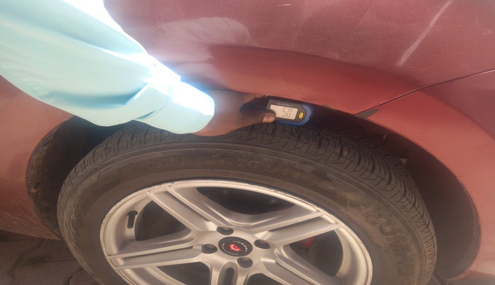 2017 Maruti Dzire VDI AMT, Diesel, Automatic, 1,40,598 km, tyre