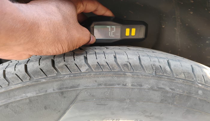 2013 Maruti Swift Dzire VDI, Diesel, Manual, 1,96,337 km, tyre