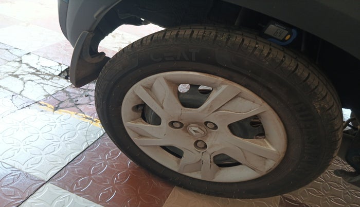 2024 Renault Kwid RXL 1.0 (O), Petrol, Manual, 22,800 km, tyre