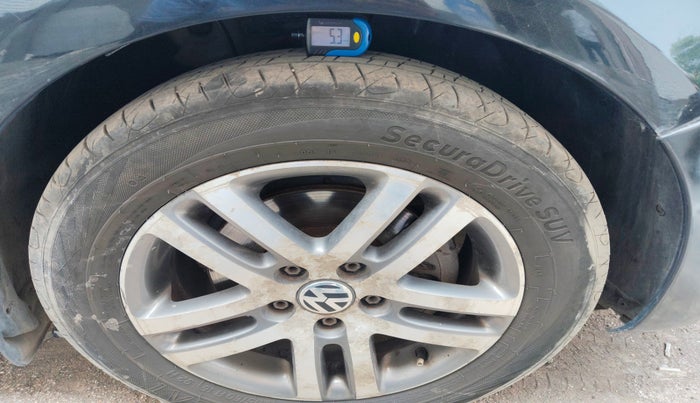 2014 Volkswagen Jetta COMFORTLINE TDI, Diesel, Manual, 87,631 km, tyre