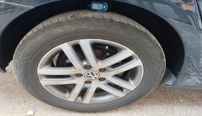 2014 Volkswagen Jetta COMFORTLINE TDI, Diesel, Manual, 87,631 km, tyre