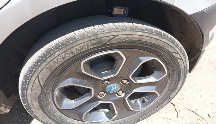 2019 Ford Ecosport TITANIUM 1.5L SPORTS(SUNROOF) DIESEL, Diesel, Manual, 1,03,715 km, tyre