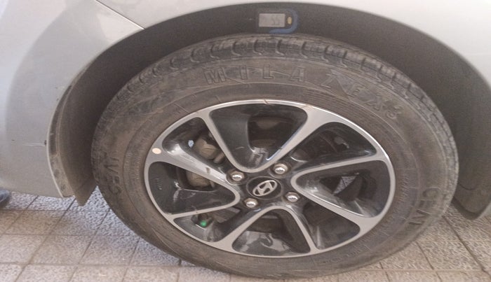 2017 Hyundai Grand i10 ASTA 1.2 KAPPA VTVT, Petrol, Manual, 44,486 km, tyre