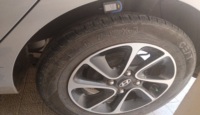 2017 Hyundai Grand i10 ASTA 1.2 KAPPA VTVT, Petrol, Manual, 44,486 km, tyre