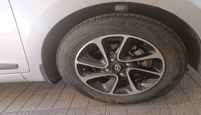 2017 Hyundai Grand i10 ASTA 1.2 KAPPA VTVT, Petrol, Manual, 44,486 km, tyre