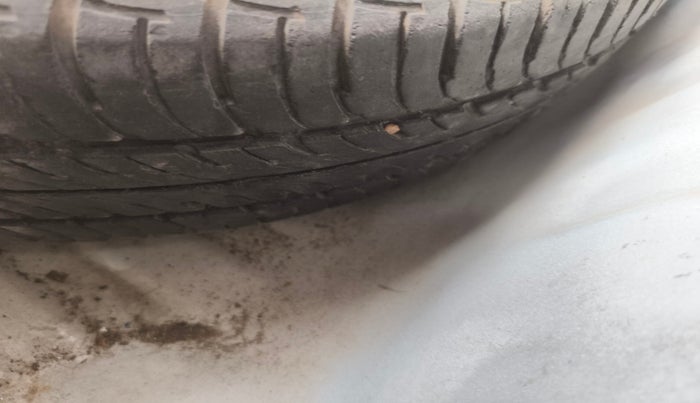 2011 Nissan Micra XE PETROL, Petrol, Manual, 83,924 km, tyre