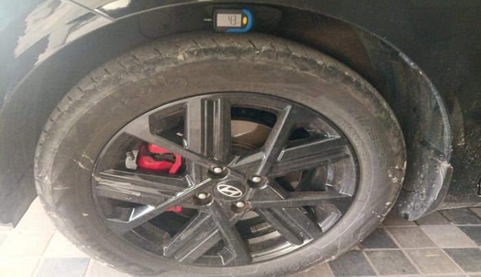 2023 Hyundai Verna SX (O) 1.5 TURBO PETROL DCT, Petrol, Automatic, 36,227 km, tyre
