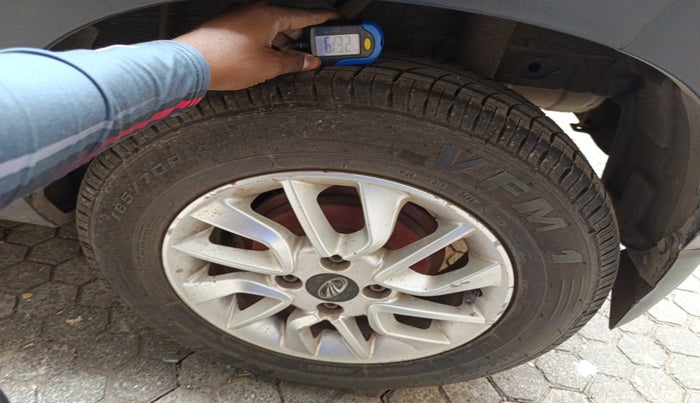 2016 Mahindra Kuv100 K8 D 6 STR, Diesel, Manual, 44,000 km, tyre