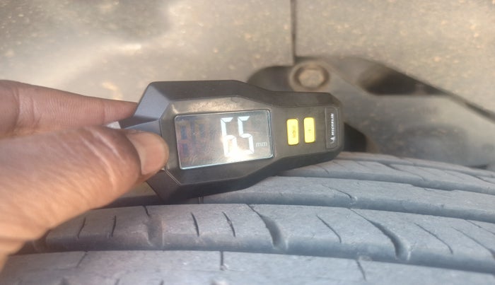2021 Tata Safari XZ PLUS, Diesel, Manual, 84,189 km, tyre