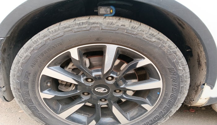 2019 Mahindra XUV500 W11, Diesel, Manual, 1,03,243 km, tyre