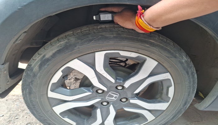 2018 Honda WR-V 1.5L I-DTEC VX MT, Diesel, Manual, 93,921 km, tyre