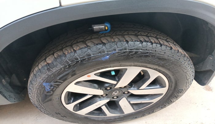 2021 Tata Harrier XZ PLUS 2.0L, Diesel, Manual, 82,000 km, tyre