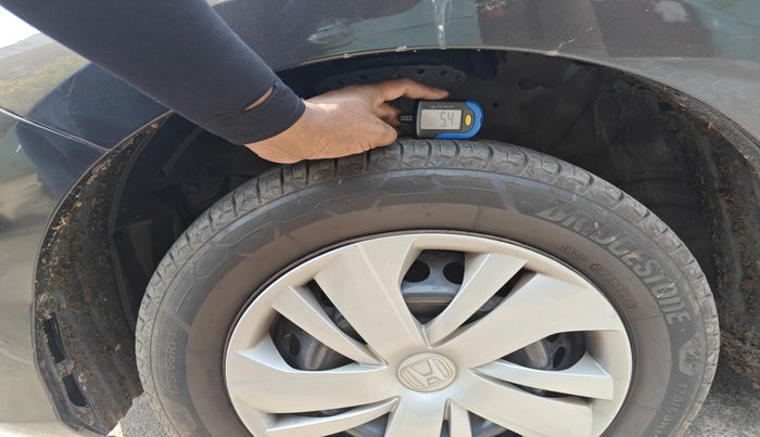 2020 Honda Amaze 1.5L I-DTEC S, Diesel, Manual, 2,59,597 km, tyre