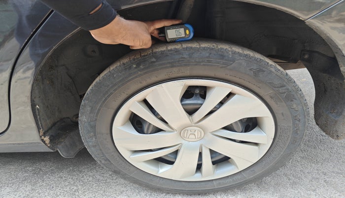 2020 Honda Amaze 1.5L I-DTEC S, Diesel, Manual, 2,59,597 km, tyre