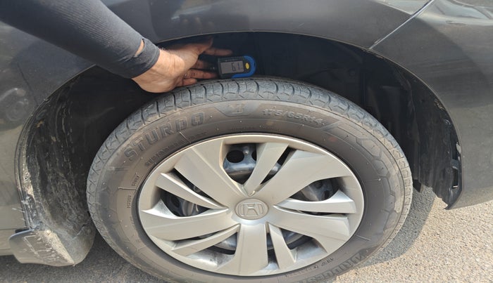 2020 Honda Amaze 1.5L I-DTEC S, Diesel, Manual, 2,59,597 km, tyre