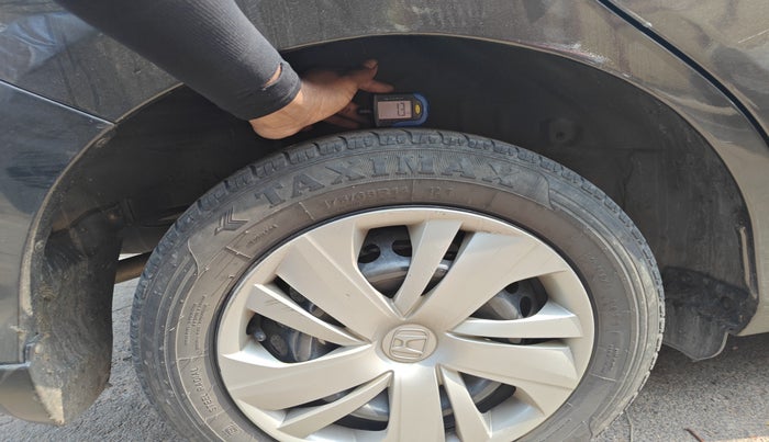 2020 Honda Amaze 1.5L I-DTEC S, Diesel, Manual, 2,59,597 km, tyre