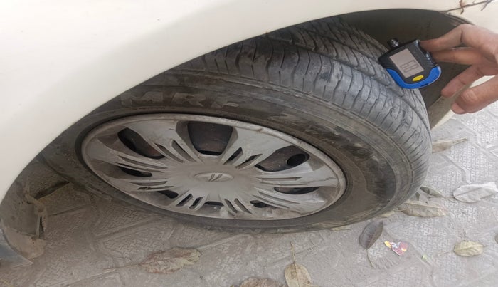 2013 Mahindra Verito 1.5 D4, Diesel, Manual, 67,040 km, tyre