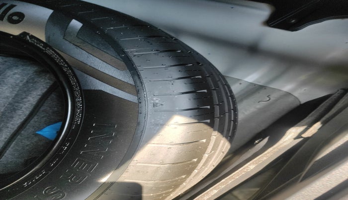 2020 Hyundai Creta SX (O) AT 1.5 DIESEL, Diesel, Automatic, 56,204 km, tyre