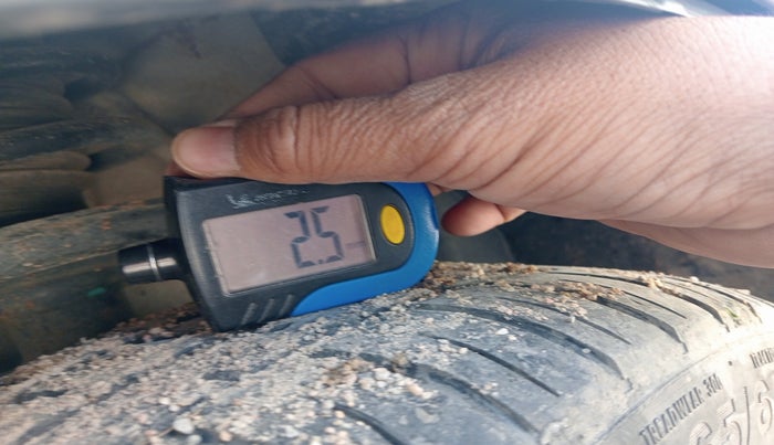 2014 Chevrolet Beat LT DIESEL, Diesel, Manual, 1,02,659 km, tyre