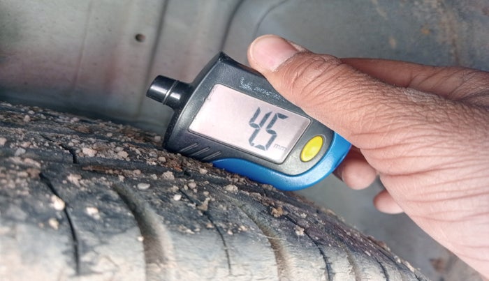 2014 Chevrolet Beat LT DIESEL, Diesel, Manual, 1,02,659 km, tyre