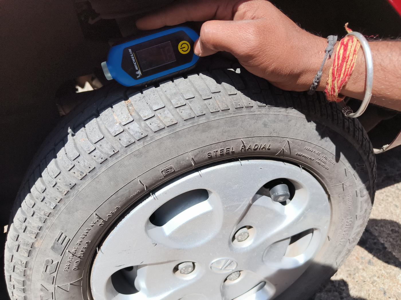 2015 Tata Nano TWIST XT, Petrol, Manual, 17,231 km, tyre