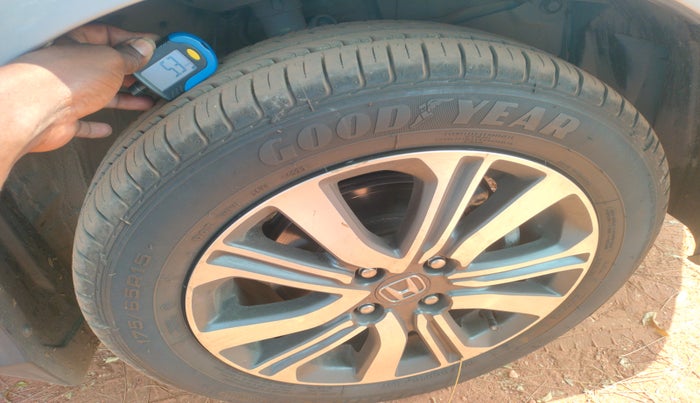 2022 Honda City 1.5L I-VTEC V MT 4TH GEN, Petrol, Manual, 26,581 km, tyre