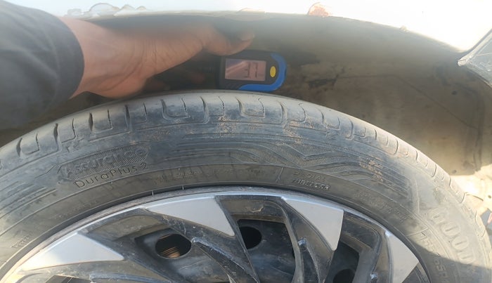 2011 Maruti Alto LXI, Petrol, Manual, 2,38,693 km, tyre