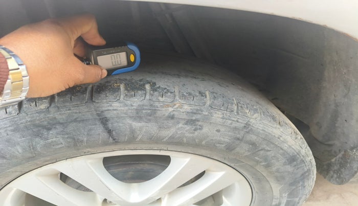 2013 Renault Duster 85 PS RXE DIESEL, Diesel, Manual, 1,17,983 km, tyre