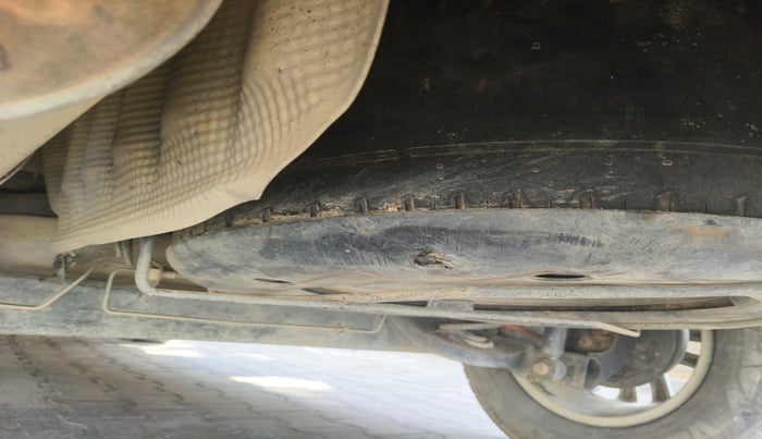 2013 Renault Duster 85 PS RXE DIESEL, Diesel, Manual, 1,17,983 km, tyre