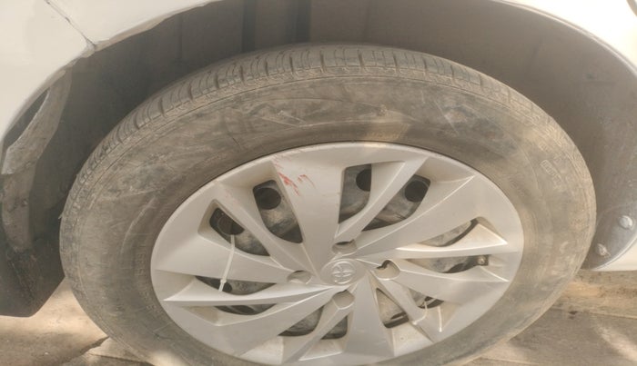 2016 Maruti Ertiga VDI SHVS, Diesel, Manual, 38,732 km, tyre