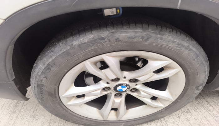 2011 BMW X1 sDrive20d, Diesel, Automatic, 1,22,234 km, tyre