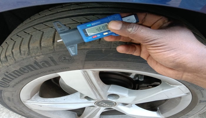 2021 Audi A4 40 TFSI TECHNOLOGY, Petrol, Automatic, 69,052 km, tyre