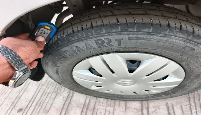 2021 Maruti Alto VXI, Petrol, Manual, 21,896 km, tyre