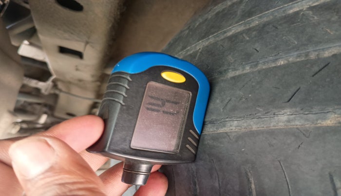 2019 Mahindra XUV500 W5, Diesel, Manual, 86,937 km, tyre