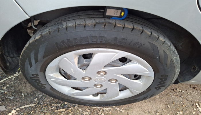 2019 Hyundai NEW SANTRO SPORTZ MT, Petrol, Manual, 1,15,159 km, tyre