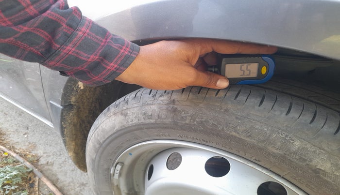 2017 Maruti IGNIS SIGMA 1.2, Petrol, Manual, 46,251 km, tyre