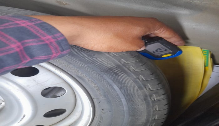 2017 Maruti IGNIS SIGMA 1.2, Petrol, Manual, 46,251 km, tyre