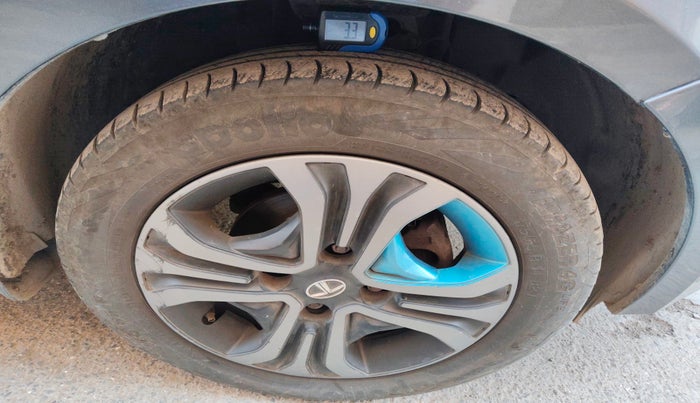 2022 Tata TIGOR EV XZ PLUS, Electric, Automatic, 1,27,517 km, tyre