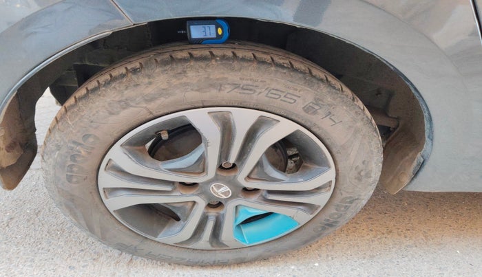 2022 Tata TIGOR EV XZ PLUS, Electric, Automatic, 1,27,517 km, tyre