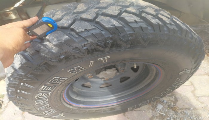 2012 Mahindra Bolero SLX BS-III, Diesel, Manual, 1,68,809 km, tyre