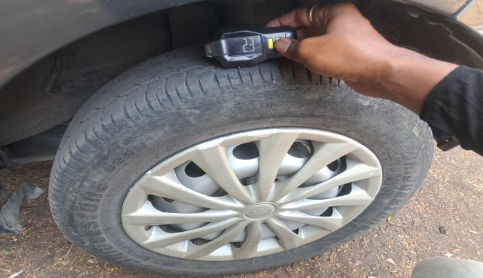 2022 Tata Tiago XM CNG, Petrol, Manual, 37,970 km, tyre