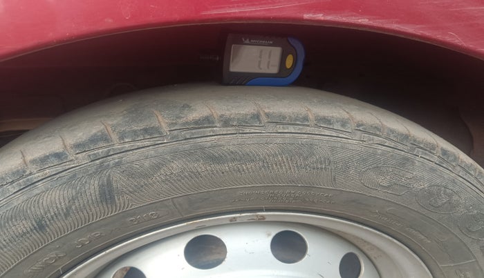 2013 Hyundai Eon D-LITE+, Petrol, Manual, 38,869 km, tyre